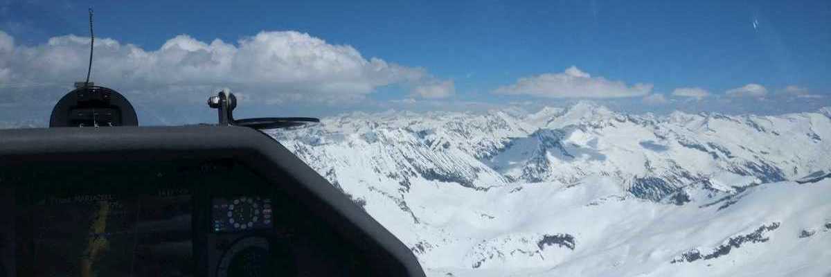 Flugwegposition um 13:17:28: Aufgenommen in der Nähe von Gemeinde Gerlos, 6281 Gerlos, Österreich in 3179 Meter